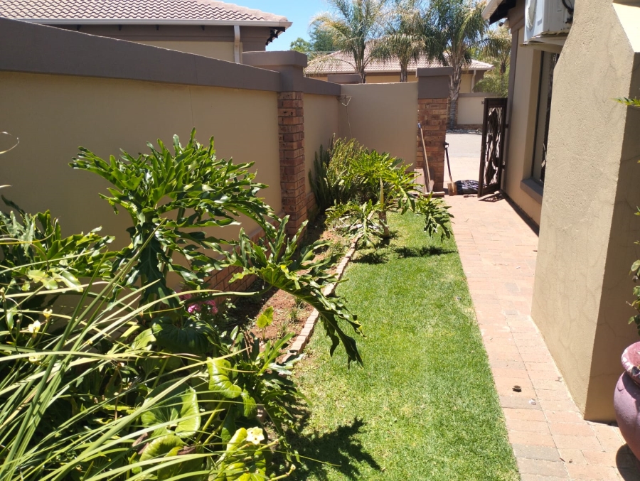 3 Bedroom Property for Sale in Flamwood North West